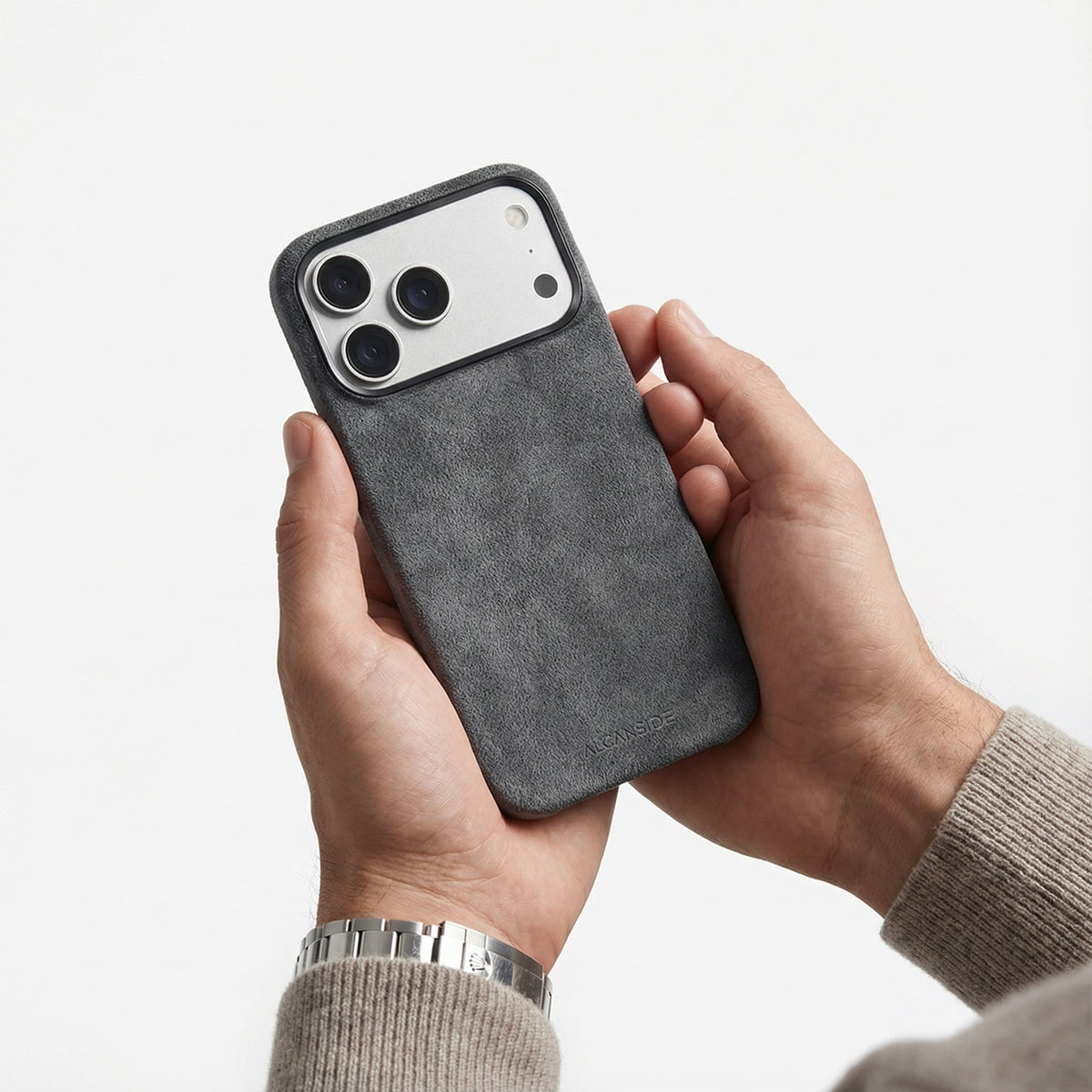iPhone Alcantara Case - Landingspage